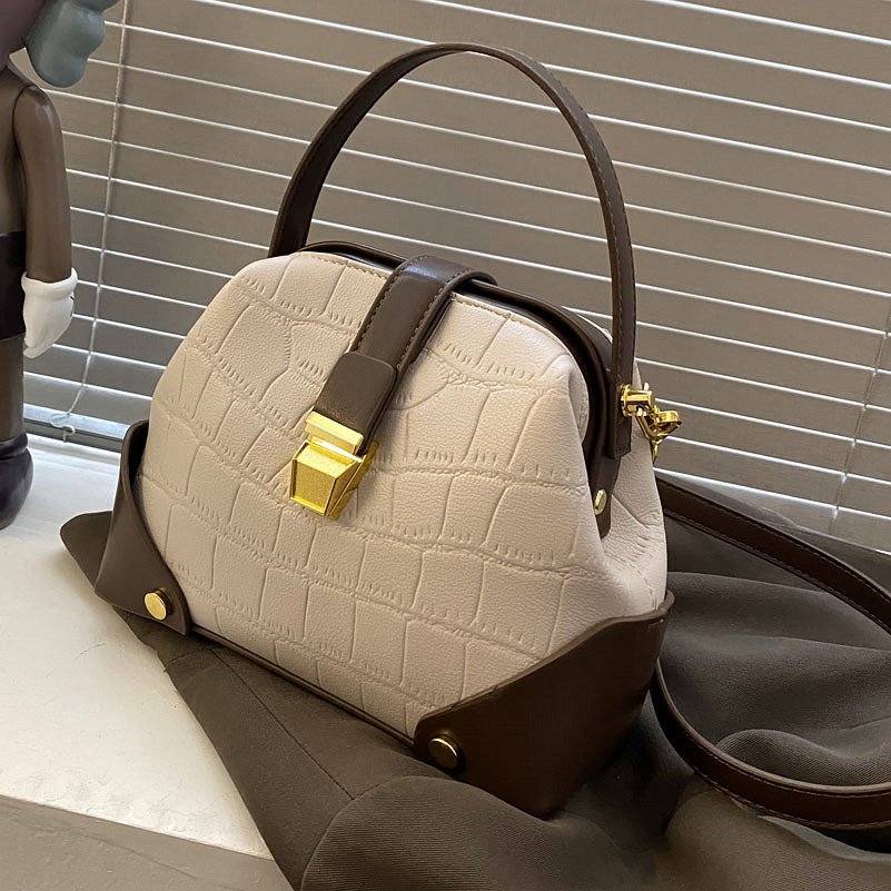 Fashion Simple Leather All-match Messenger Bag - Image 5