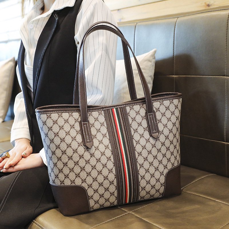 Korean Fashion Printed Tote Large Capacity Shoulder Bag - Image 4