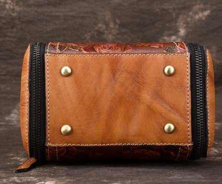 Fashionable Leather Vintage hand embossed handbag with shoulder inclined water bucket - Image 7