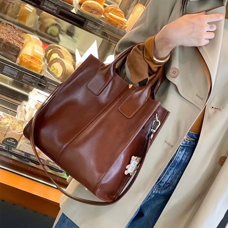 Women's Genuine Leather Crossbody Tote Handbag - Image 4