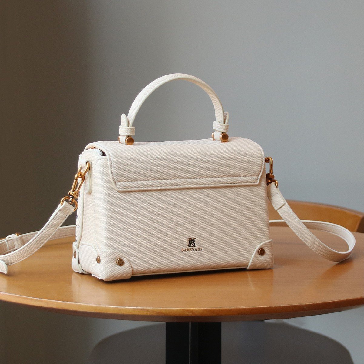 Light-luxury Intricately Embroidered Tote Shoulder Or Crossbody Bag For Women - Image 2