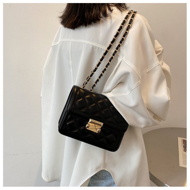 Fashion Ladies Rhombic Chain Shoulder Bag - Image 4