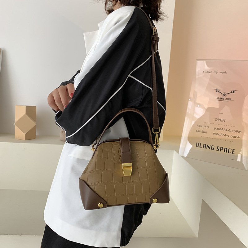 Fashion Simple Leather All-match Messenger Bag - Image 6