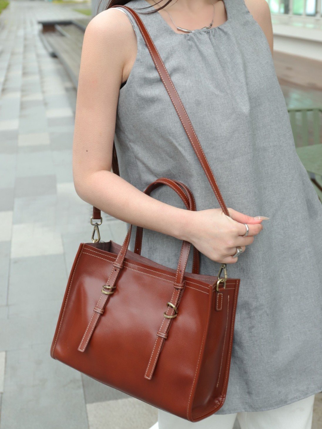 New Genuine Leather Women's Bag, Top-grain Cowhide Shopping Bag, Luxury Feel, Commuter Handbag, Single Shoulder And Crossbody Bag - Image 8