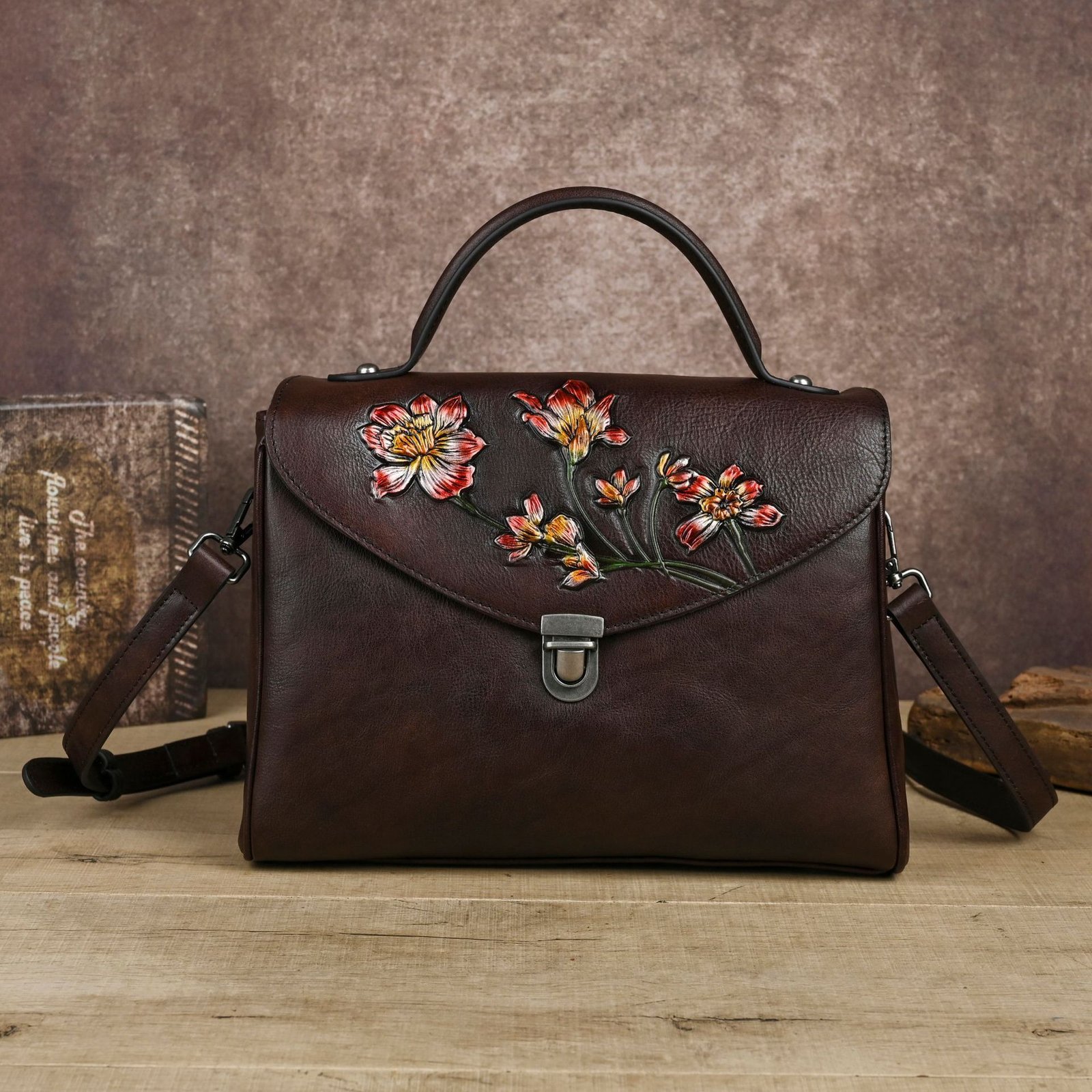 Vintage Embossed Full-Grain Leather Womens Large-Capacity Shoulder And Crossbody Bag - Image 5