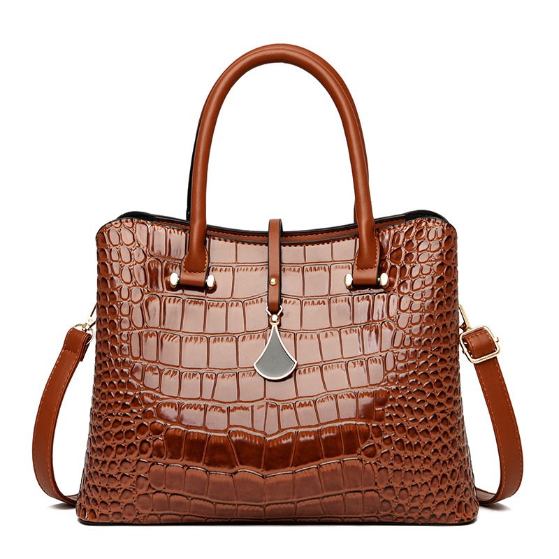 Fashion Large Capacity Women's Shoulder Messenger Handbag - Image 3