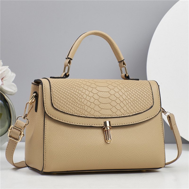 Fashionable Trendy Large-capacity Womens Shouldercrossbody Bag - Image 10