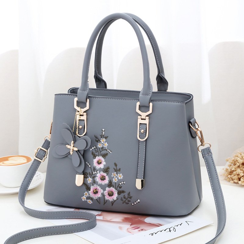 Fashion Ladies Large-capacity Portable Diagonal Bag - Image 3