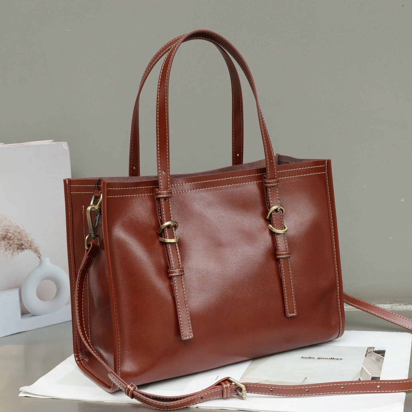 New Genuine Leather Women's Bag, Top-grain Cowhide Shopping Bag, Luxury Feel, Commuter Handbag, Single Shoulder And Crossbody Bag - Image 4