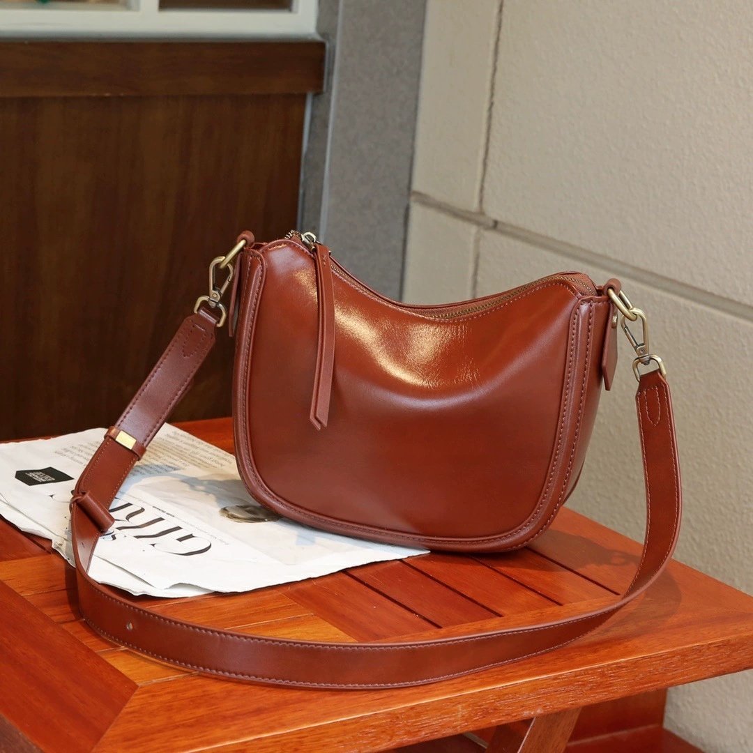 Foreign Trade Vegetable-tanned Top-grain Cowhide Crescent Shoulder Bag, Simple And Versatile Crossbody Women S Genuine Leather Half-moon Bag - Image 6