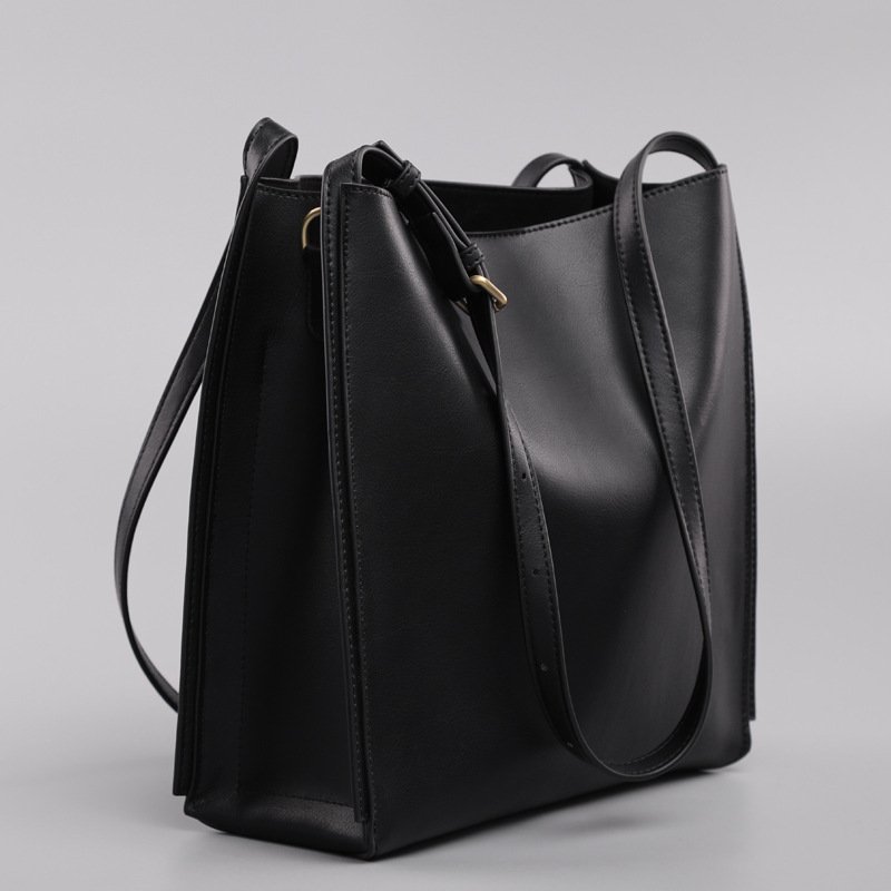New Genuine Leather Commuter Large Capacity Women's Bag - Image 3