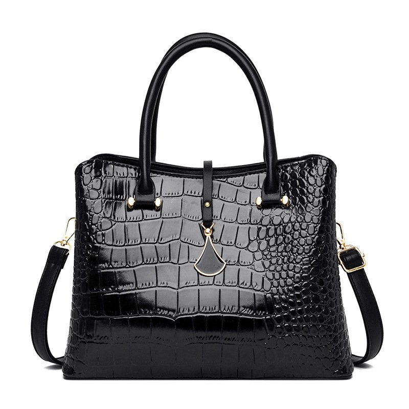 Fashion Large Capacity Women's Shoulder Messenger Handbag - Image 2