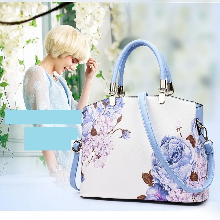 Printed One-shoulder Women's Messenger Bag - Image 6