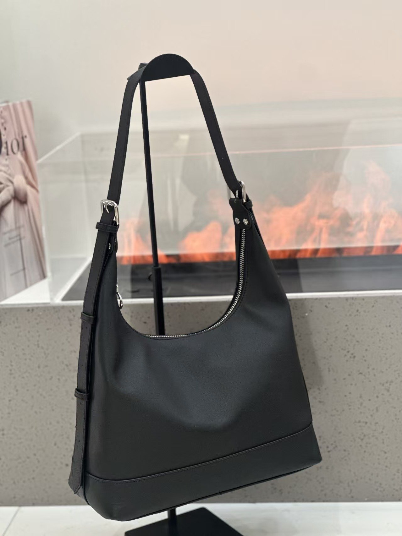 2026 New First-Layer Cowhide Underarm Bag For Women, Genuine Leather Shoulder And Crossbody Bag, Urban Simple Soft Leather Large Capacity Handbag - Image 7